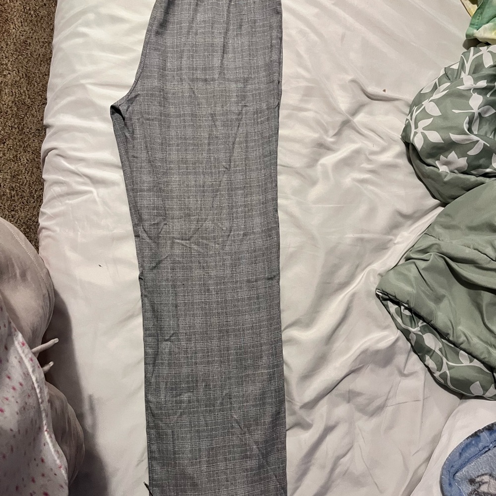 Woman’s Trousers
